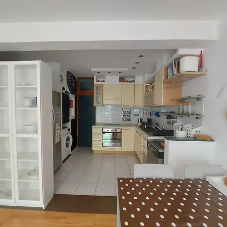 Tabita S Vrtom Apartman